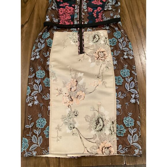 Floral Print Midi Dress - Picture 6 of 15